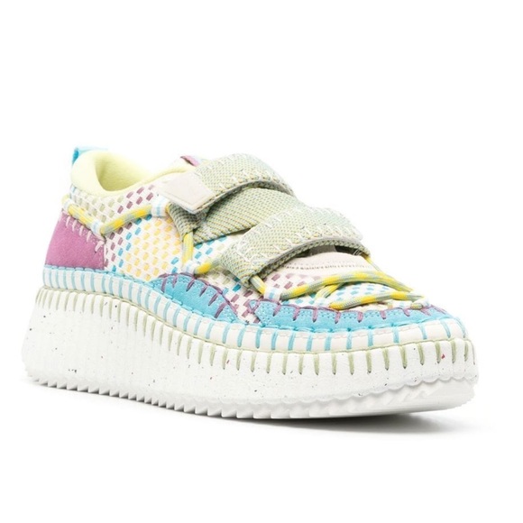 Chloé - Picture 3 of 17